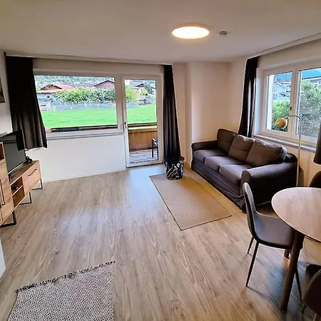 Sonnige Ferienwohnung Mit Balkon Innsbruck Exterior foto